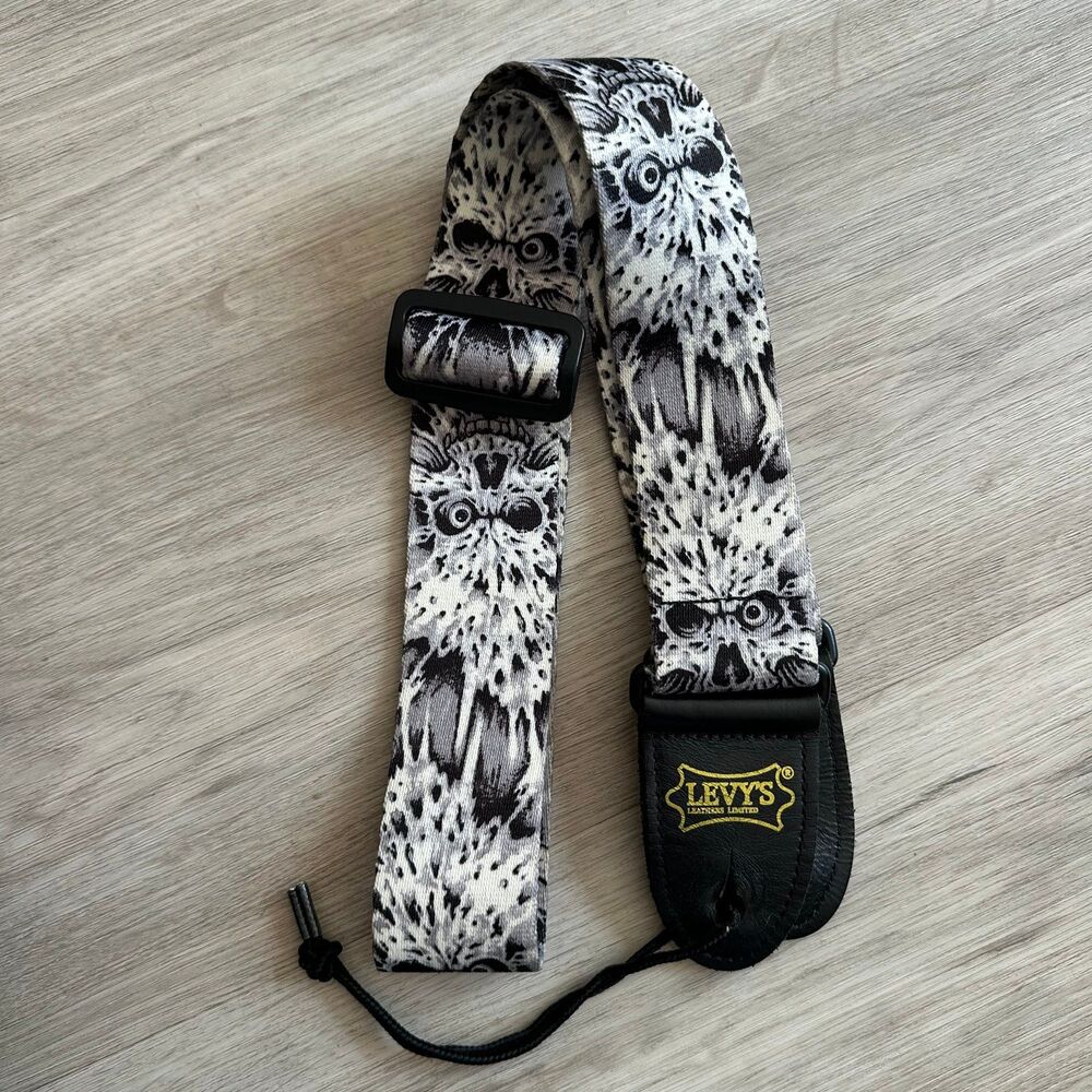 Levy's Creepy Cheese Pull Skull Print Adjustable Guitar Strap Leather Ends